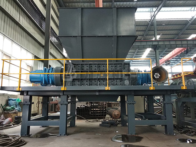 湖北生物質(zhì)秸稈破碎現(xiàn)場(chǎng)