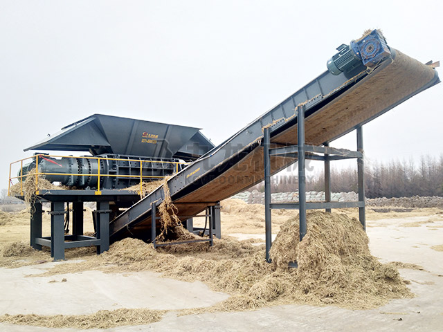 哈電撫遠(yuǎn)秸稈撕碎機(jī)現(xiàn)場(chǎng)